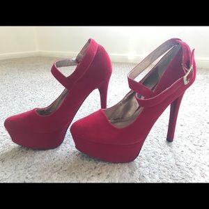 Red Velvet Platform Heel